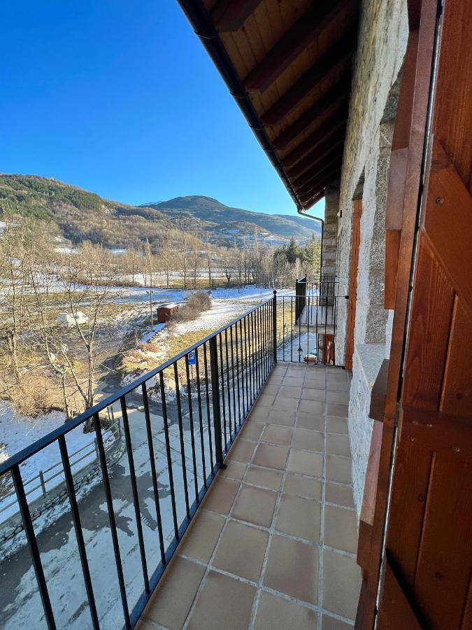 Апартаменты El Mirador De Cerler Бенаске Экстерьер фото